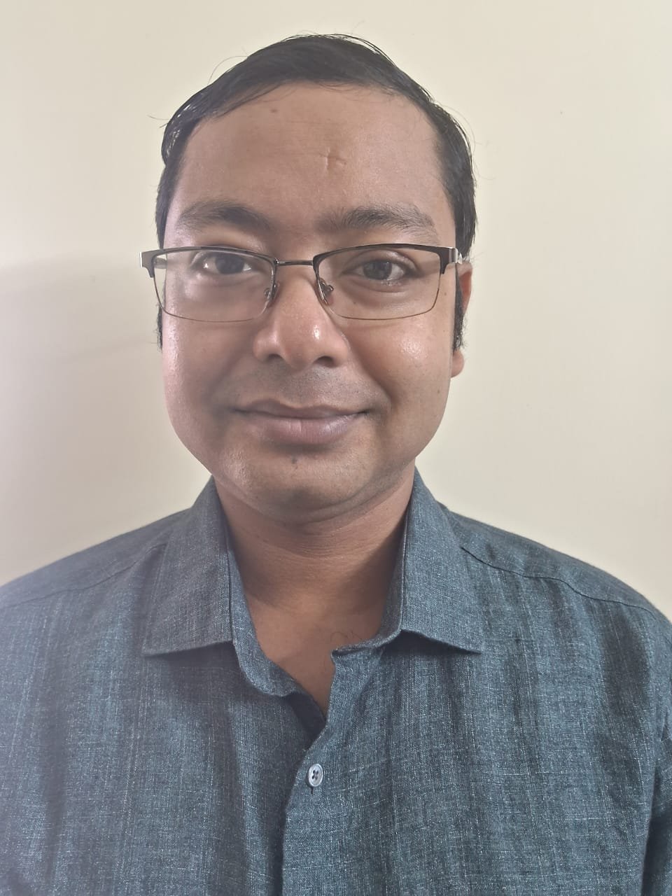Dr. Soubhik Das